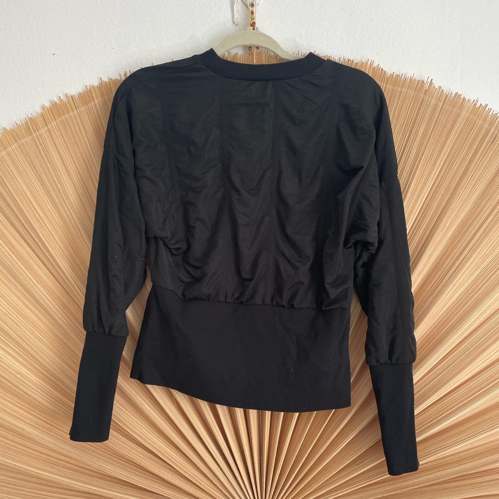 Black Long Sleeve - Cinched